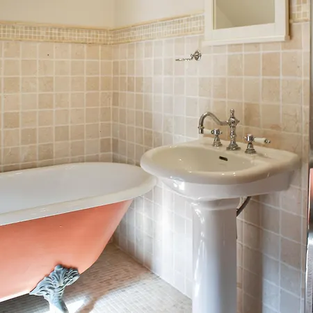 Rosebeck 赫尔姆斯利